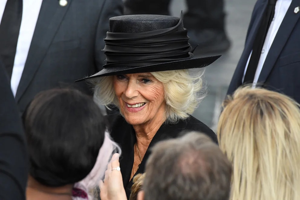 Sobrio y sin pretensiones: las claves del estilo de Camilla Parker, reina consorte de Inglaterra