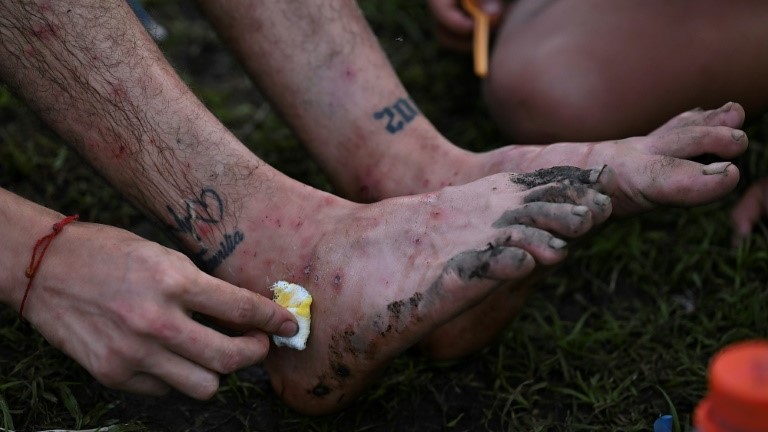 Flood of forlorn Venezuelans brave jungle crossing in Panamá 