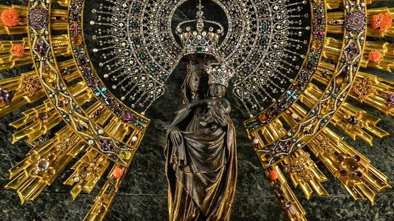 Todo lo que necesitas saber sobre la Virgen del Pilar y sus misterios -  Primeros Cristianos