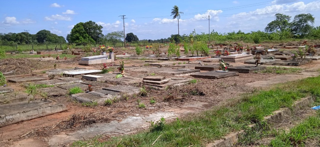 Al norte de Monagas no hallan dónde arrojar la basura… así que “se la echan” a los muertos