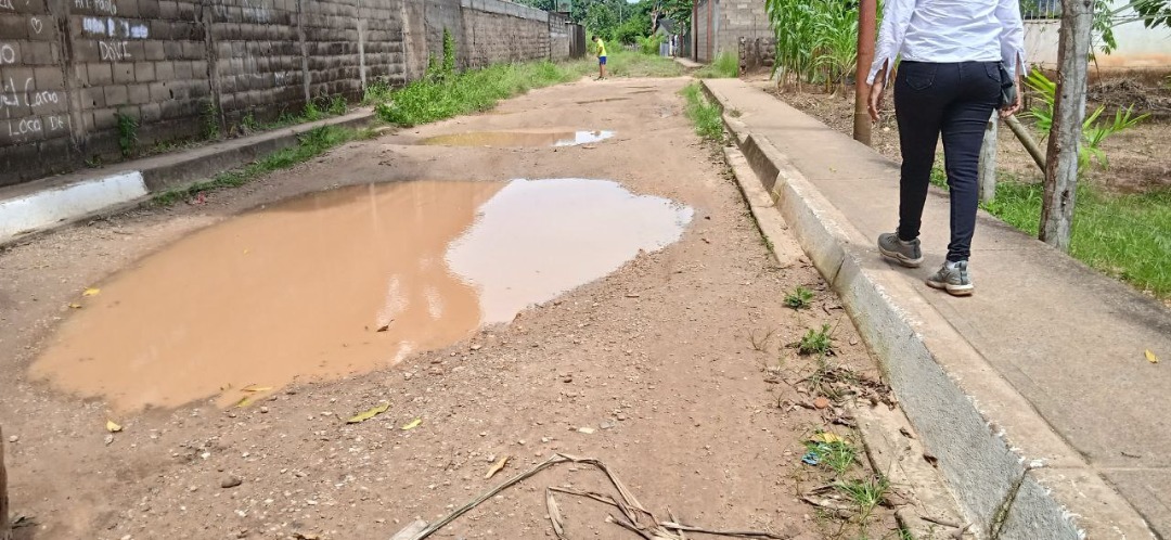 En sectores de Cachipo al norte de Monagas las calles se transitan solo con 4×4 (FOTOS)