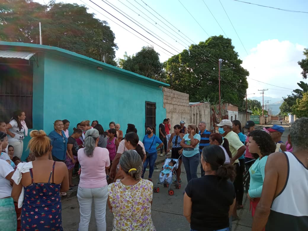 Vecinos de Fundación CAP protestaron por tener navidades sin agua