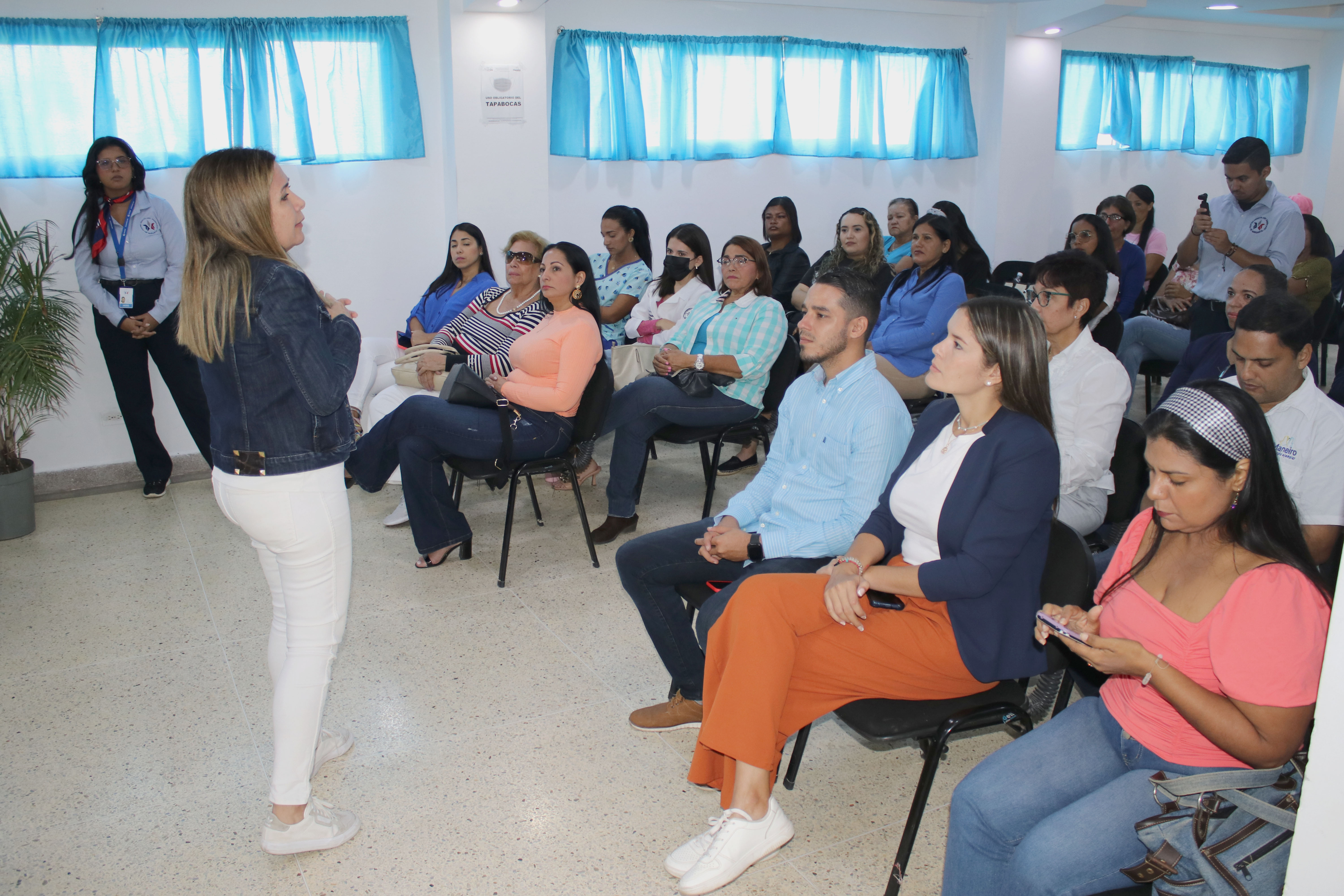 Digitalización y empoderamiento femenino, bases de un futuro igualitario