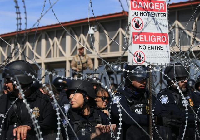 Estaré el tiempo que sea necesario", el relato de una venezolana en el  puente internacional entre México-EEUU