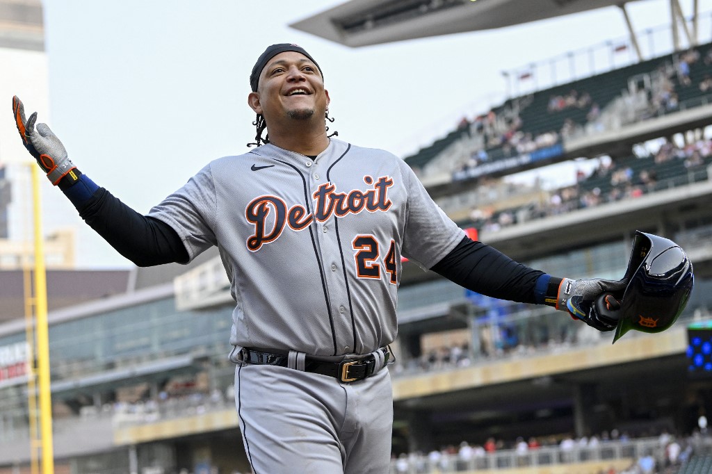 Miguel Cabrera dejó atrás a Alex Rodríguez en la lista histórica de imparables (Video)