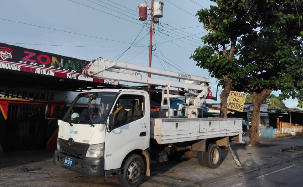 Apagones “sacaron de quicio” a vecinos en Barinas y retuvieron tres unidades de Corpoelec