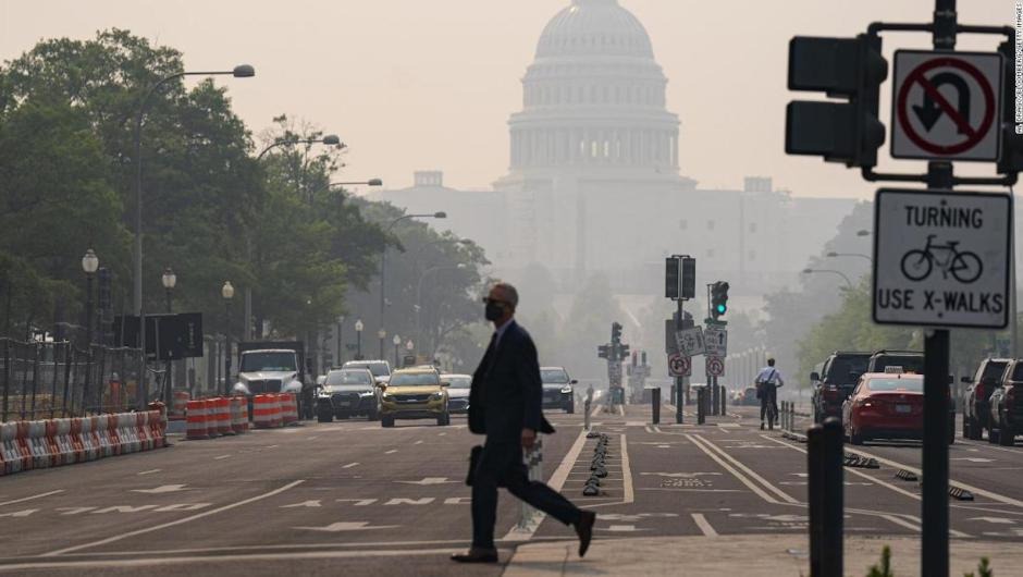 Aire nocivo comienza a despejarse en EEUU, pero la oscuridad se mantendrá más de lo que se creía