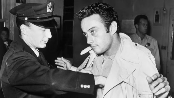 La trágica historia de Lenny Bruce, el comediante “desenmascarador de la hipocresía”