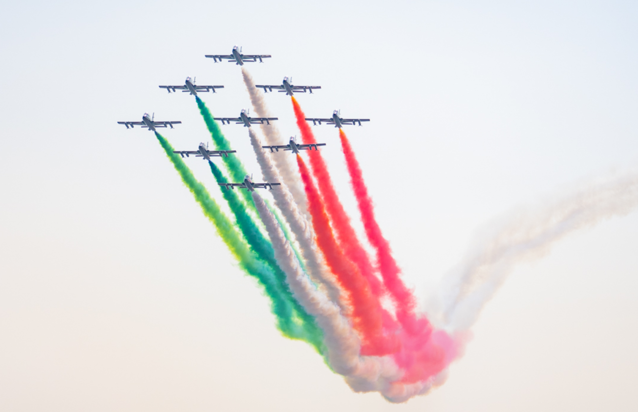 VIDEO: caza de la patrulla acrobática de Italia perdió el control y mató a una niña al impactar el suelo