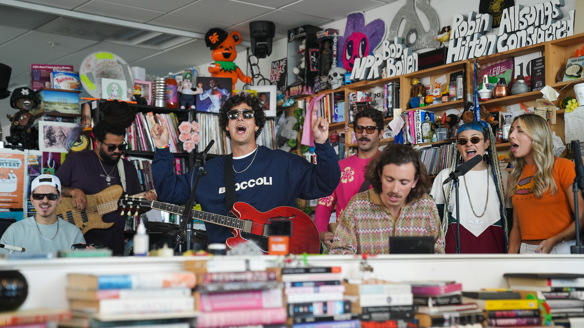 EN VIDEO: banda venezolana Rawayana brilló en un “Tiny Desk Concert” de NPR Music en EEUU