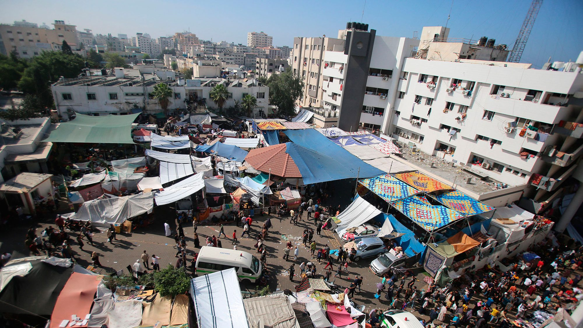 Soldados israelíes toman el hospital Al Shifa de Gaza, principal centro de control de Hamás