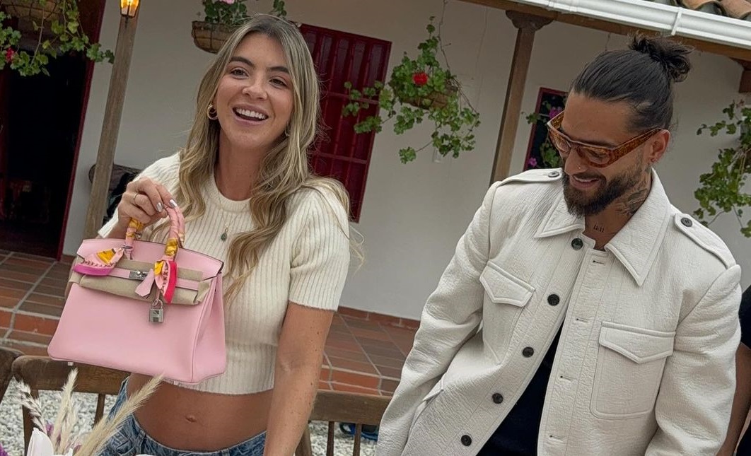 ¿cuánto Cuesta El Lujoso Bolso Que Le Regaló Maluma A Su Novia Susana Gómezemk 8082