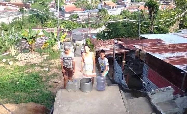 En varios sectores de El Vigía es un lujo el agua potable: Cobran hasta 30 dólares por cisterna