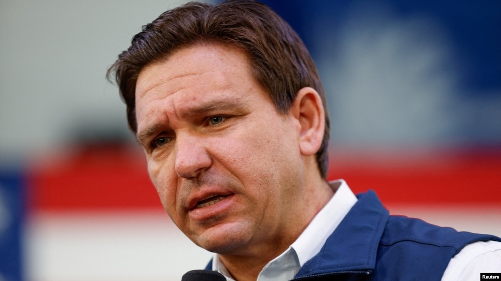 DeSantis firma proyectos de ley que endurecen condenas contra migrantes ilegales: ¿Qué impacto tendrán?