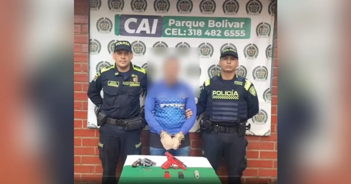 Imágenes sensibles: Sicario le llegó por la espalda a venezolano y lo baleó en Medellín