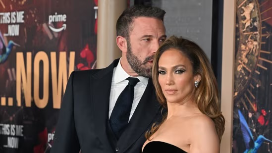 Esto hace JLo para distraerse de su ruptura con Ben Affleck