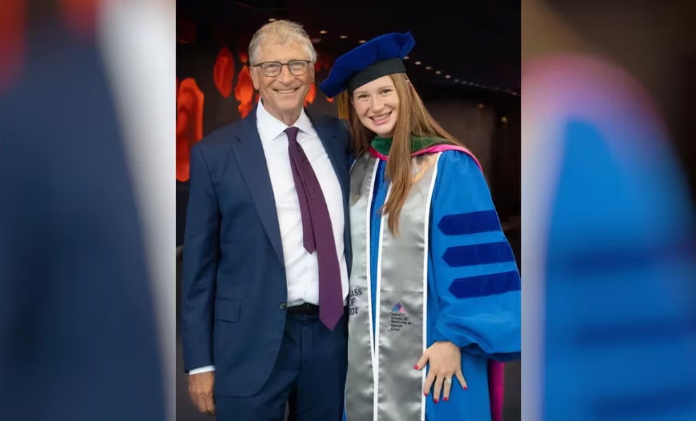 Bill Gates celebra la graduación de medicina de su hija con un emotivo mensaje