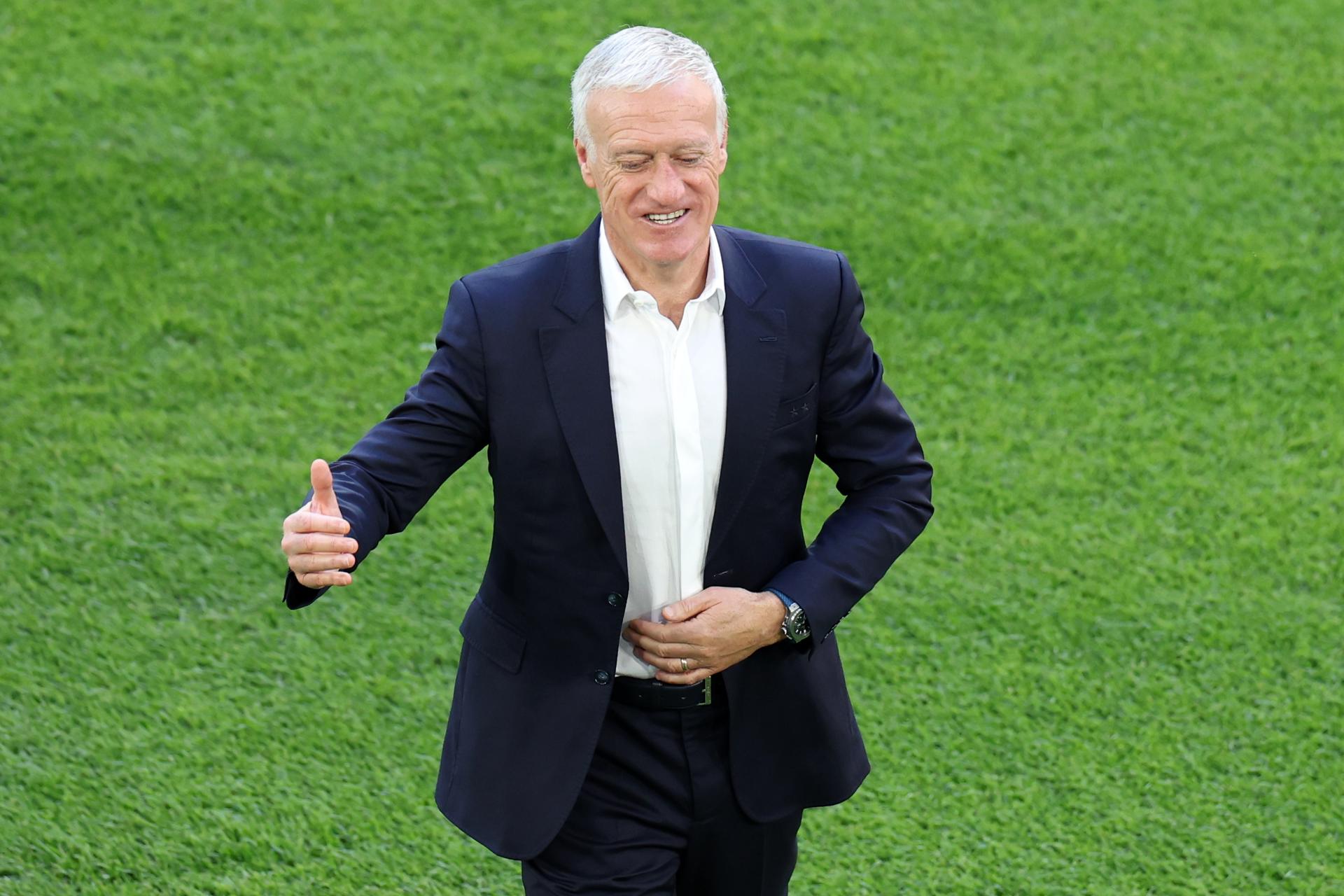 Deschamps: Mbappé está un poco mejor, veremos, lo seguiremos de cerca todos los días