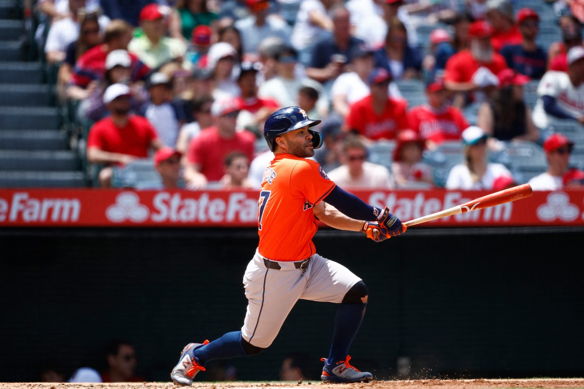 José Altuve pegó su décimo TABLAZO de la temporada contra los Angelinos (Video)