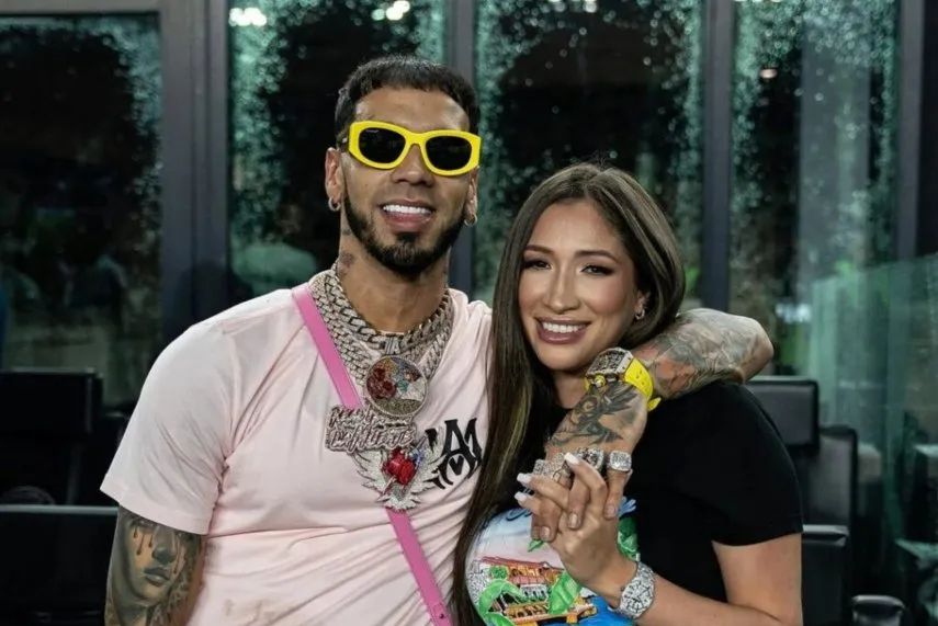 Anuel compartió con su nueva novia en la premiere de Bad Boys 4