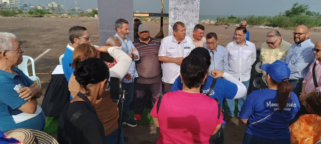 “Zulianos con Edmundo” juramentó a Comerciantes y Transportistas del Casco Central de Maracaibo