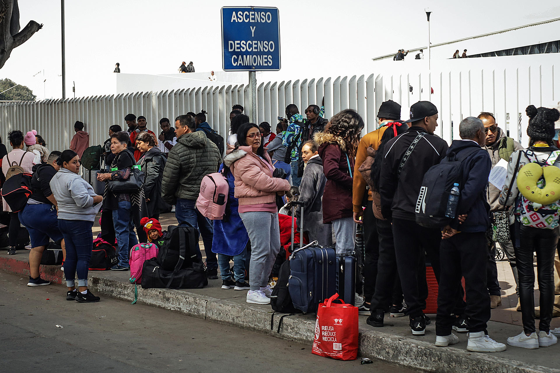 López Obrador le pidió a Biden que deporte a migrantes directo a sus países tras nueva orden