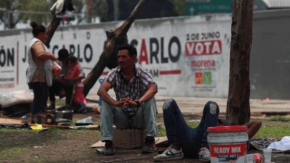 ¿Marcharse o regresar? una decisión que espera al resultado de la presidencial en Venezuela