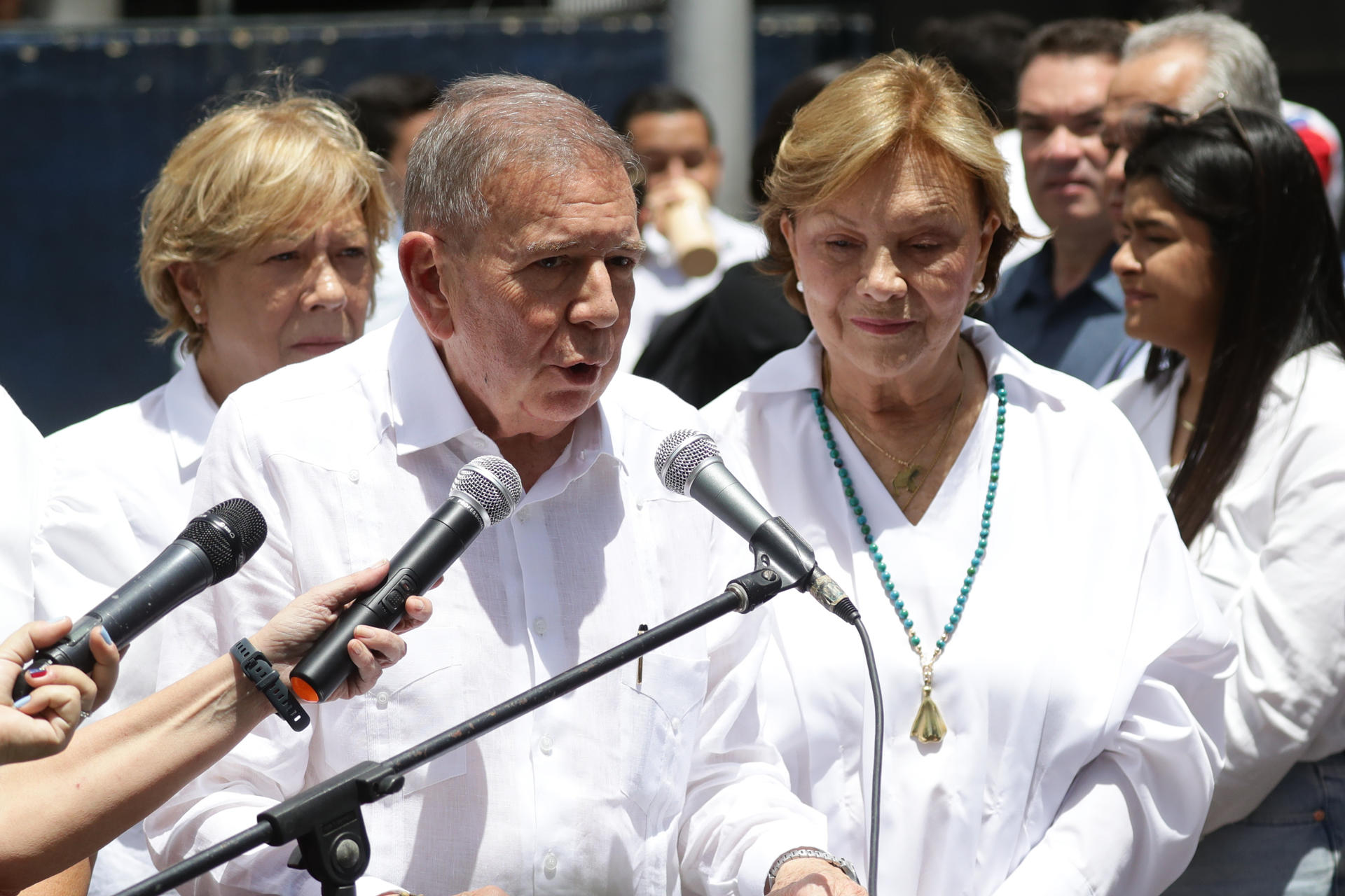 Pedirán al Parlamento de Cataluña que reconozca a Edmundo González como presidente de Venezuela