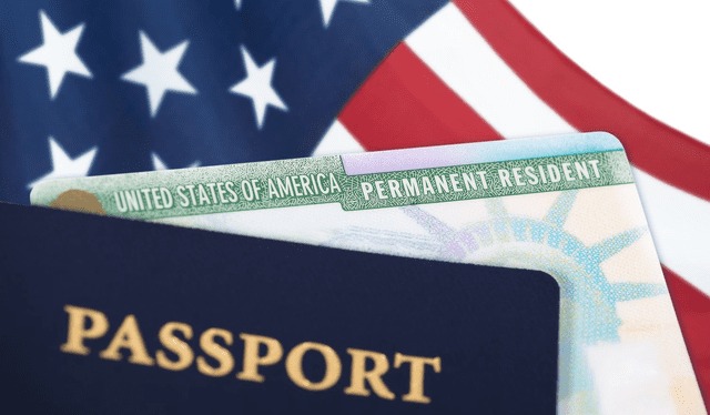 Servicio de Migración advierte lo que sucederá con ciertas solicitudes de green card que se envíen antes del #19Ago