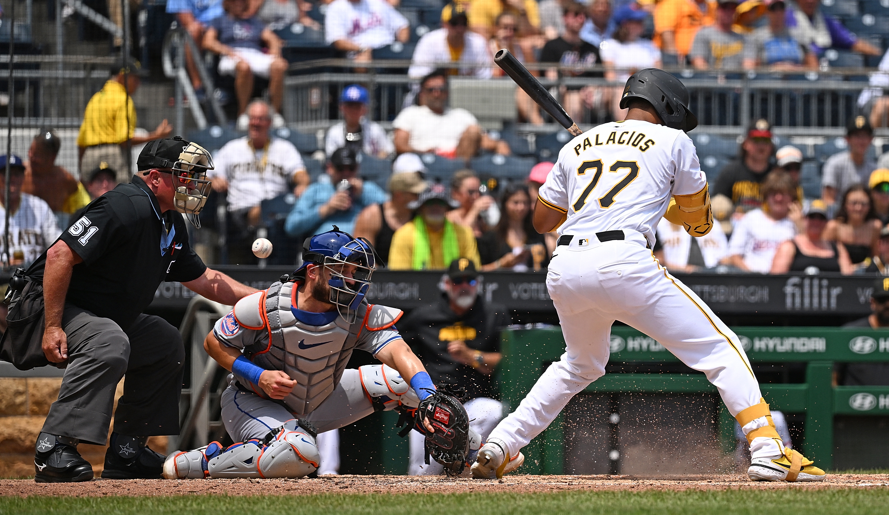 Receptores venezolanos dominan esta increíble estadística en la MLB