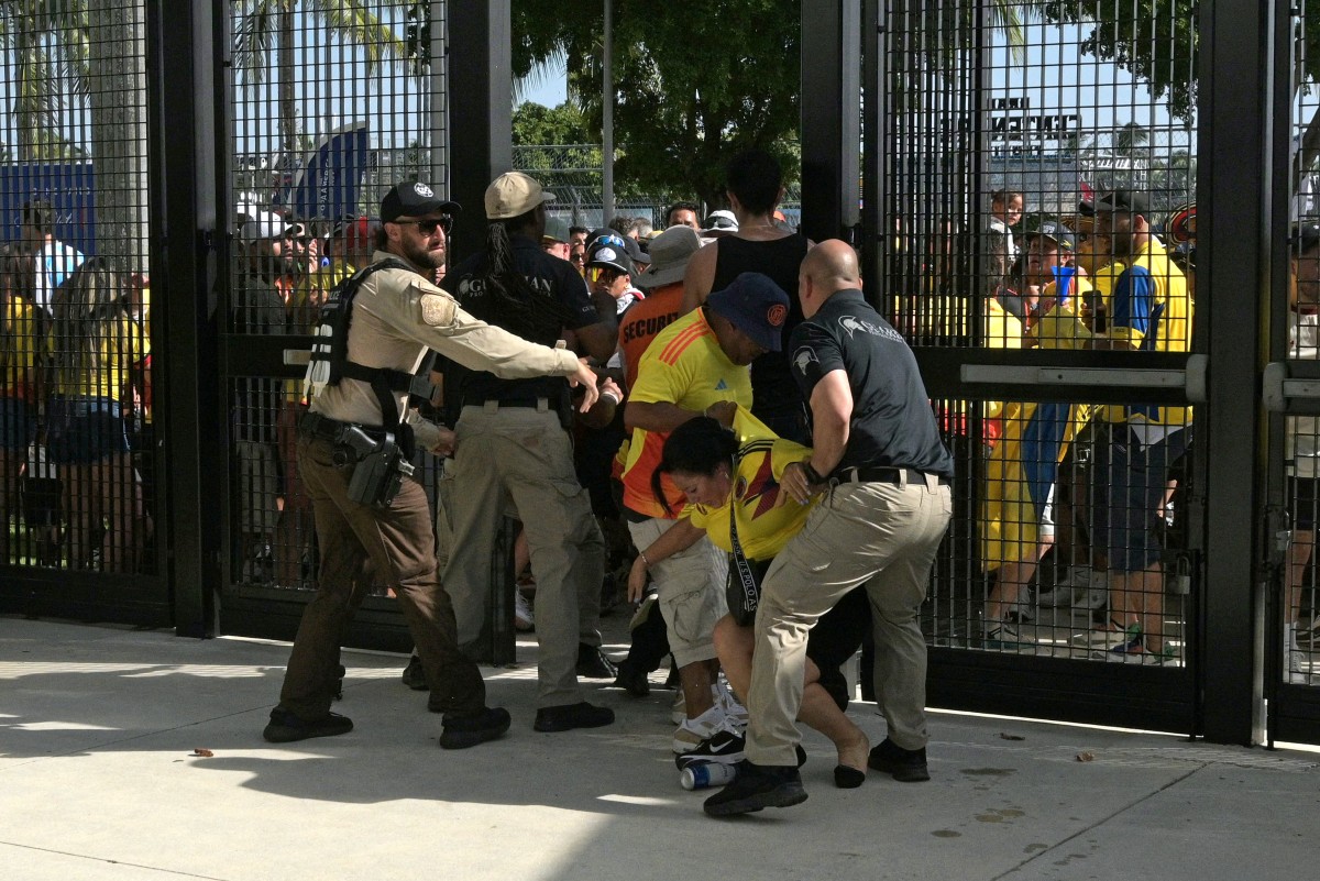 Caos en Miami por la final de Copa América: hinchas colombianos quisieron entrar al estadio sin pagar (VIDEOS)