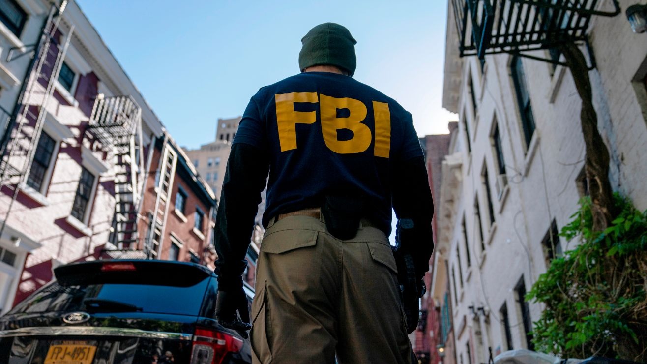 FBI en alerta por posibles ataques a la convención demócrata tras el atentado a Trump