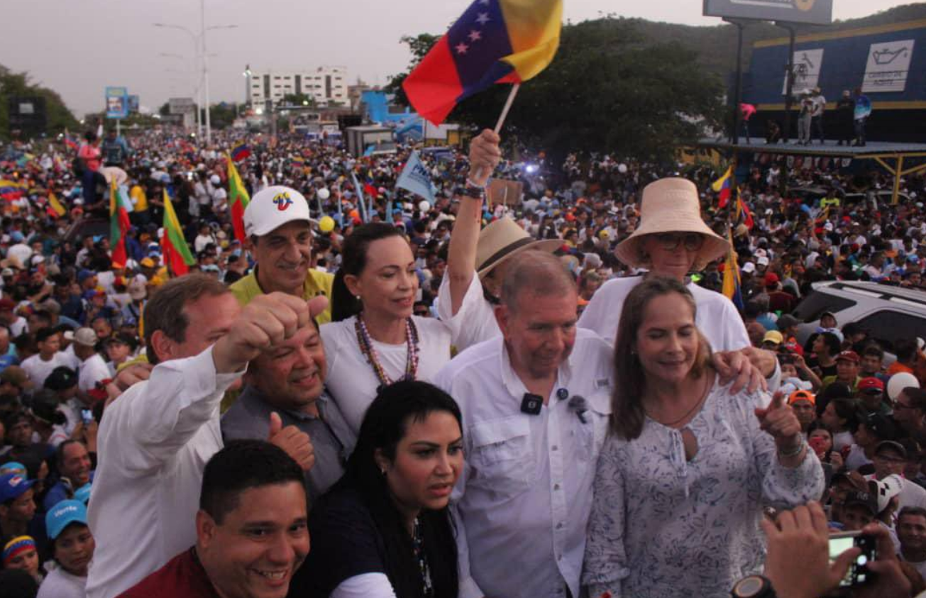 María Corina Machado: Con Edmundo González llega el cambio real para los empleados públicos