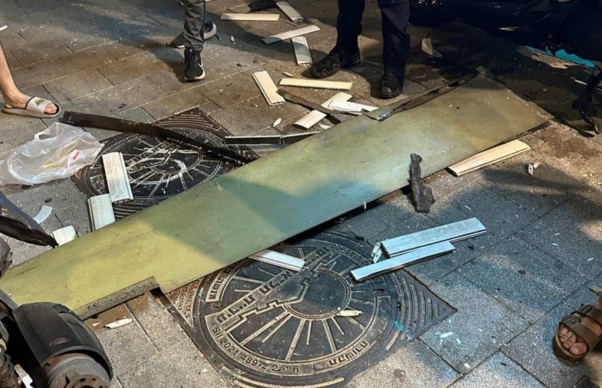 Explosión dejó al menos un muerto en Tel Aviv justo después de la caída de un dron