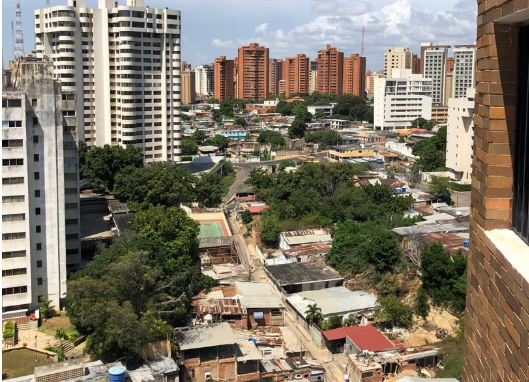 Comercios cerrados y calles desoladas se observan en Maracaibo este #29Jul