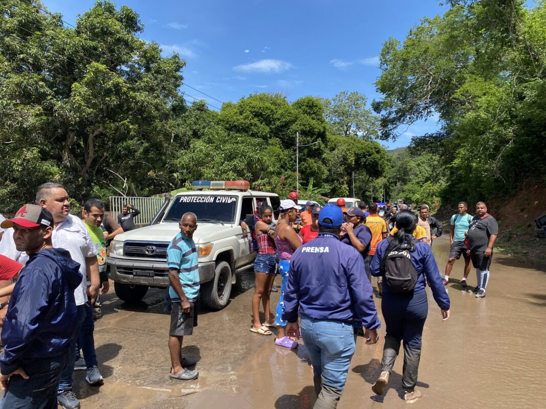 Varias zonas de Sucre continúan sin electricidad y agua potable tras las inundaciones