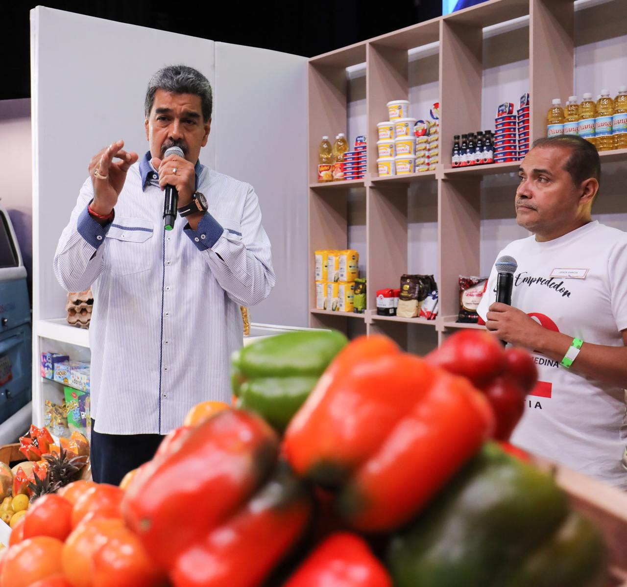 Maduro inventó en 2014 un captahuella para racionar la comida y ahora pretende hacerse el loco (VIDEO)