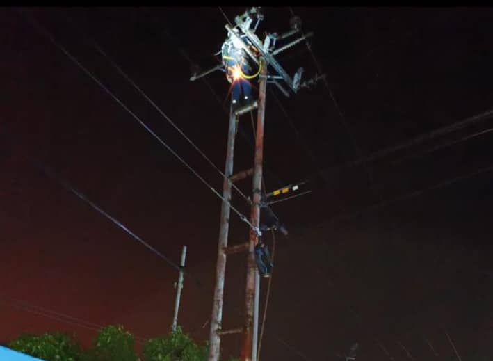 En varias zonas de Anzoátegui pasaron un fin de semana a oscuras, cortesía de Corpoelec