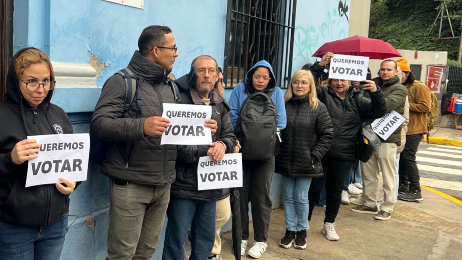 Venezolanos en Argentina denuncian falta de información de la embajada para poder votar el #28Jul