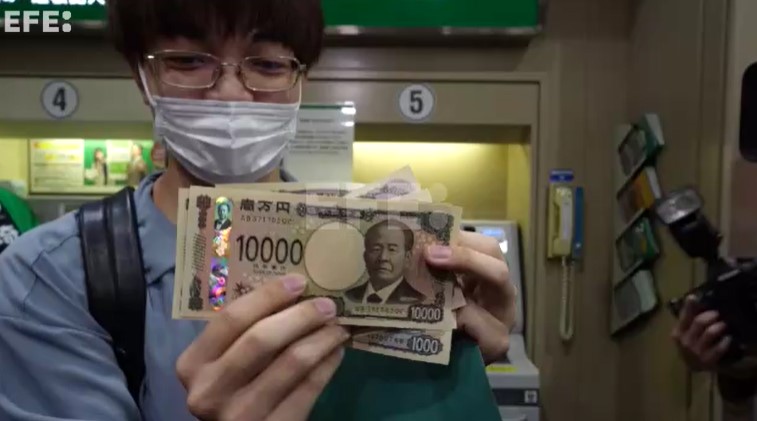 Japón pone en circulación sus primeros billetes rediseñados en 20 años con mayor seguridad
