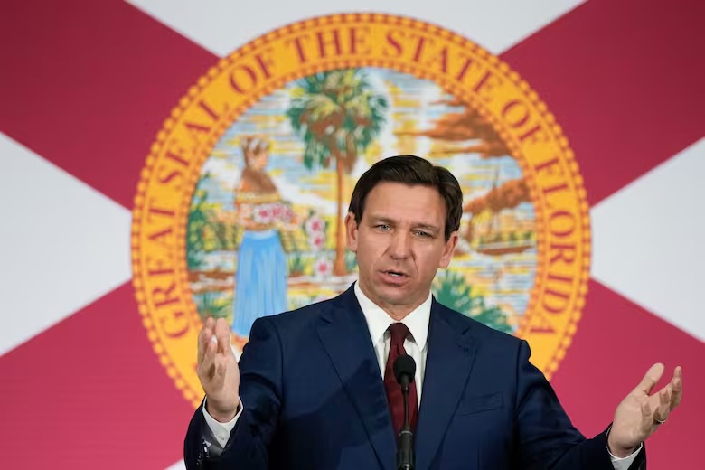 El juicio que pone entre las cuerdas a DeSantis y obligaría a readmitir a pacientes de Medicaid en Florida