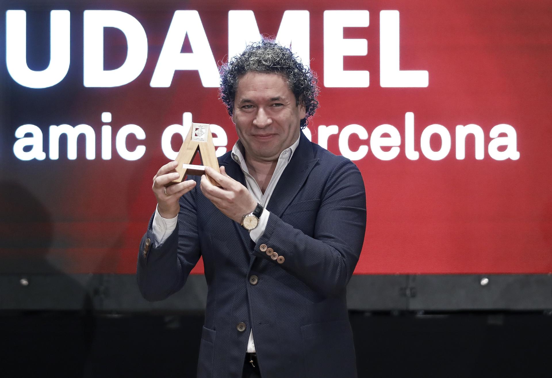 Dudamel, un nuevo “Amigo de Barcelona” que cree en el poder transformador de la música