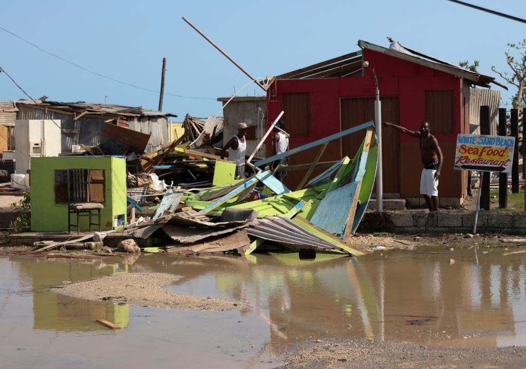 Pronostican que tormenta tropical Beryl azotará Houston con la fuerza cercana a la de un huracán