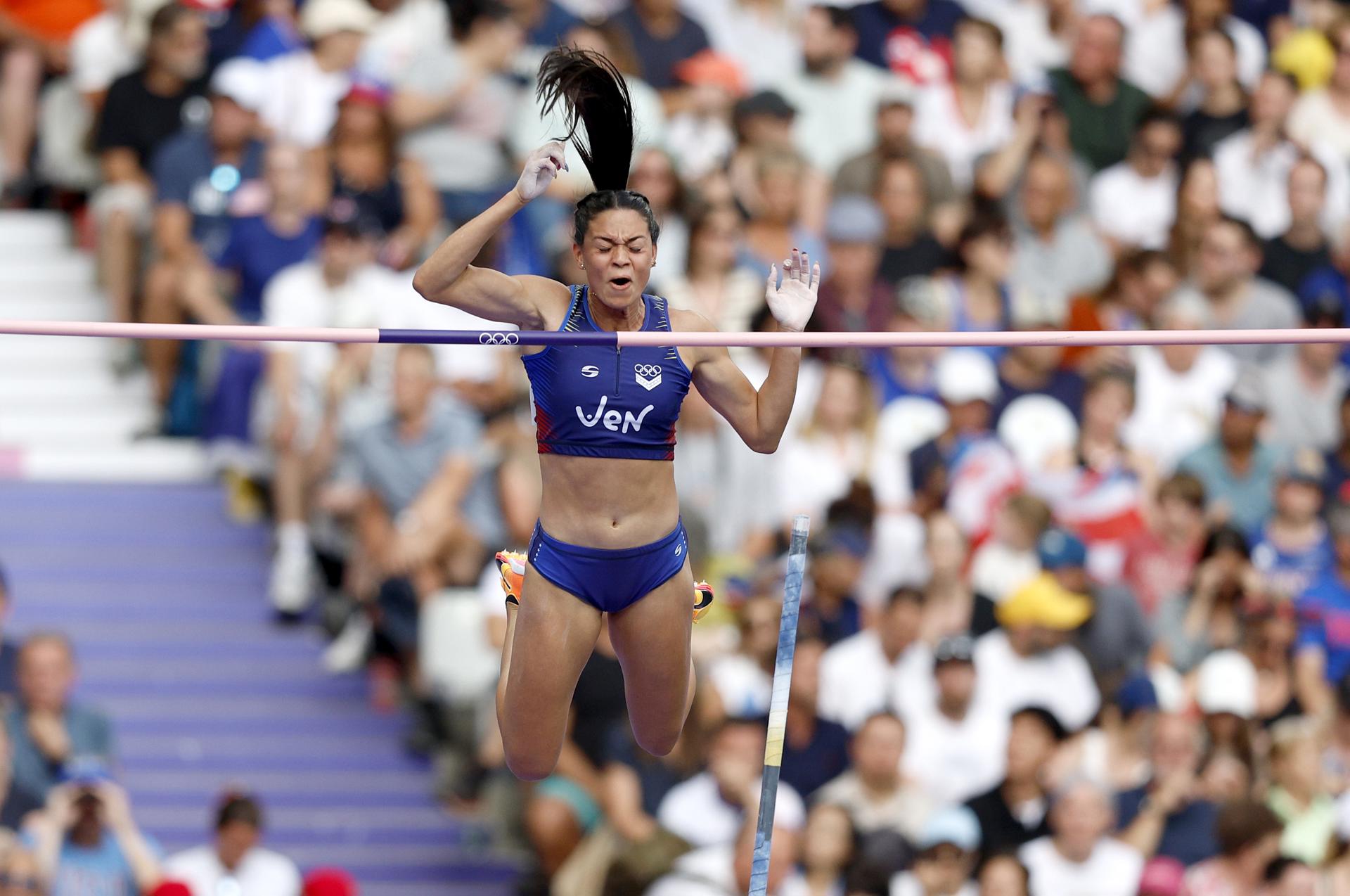 Robeilys Peinado se quedó sin opciones de medalla en la final del salto con garrocha