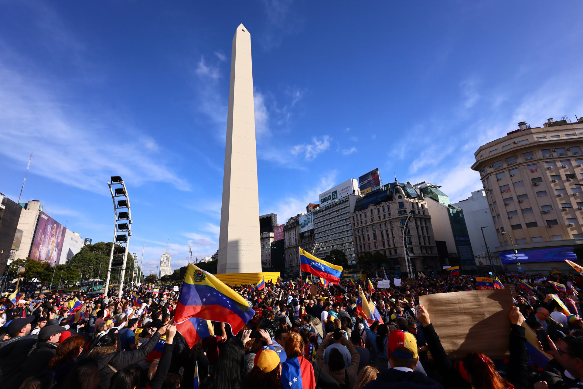 Masivas marchas en Argentina acompañaron protesta mundial contra el fraude en Venezuela