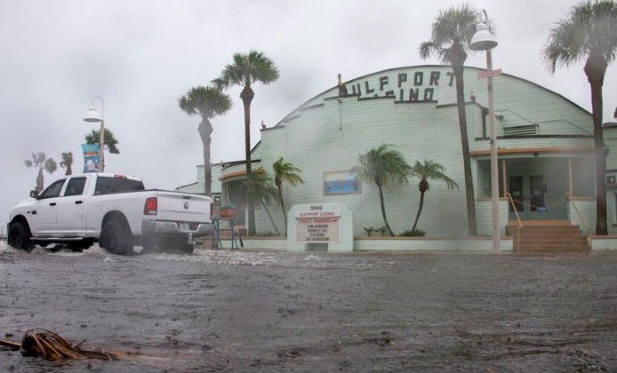 La tormenta tropical Debby toca tierra por segunda vez en EEUU