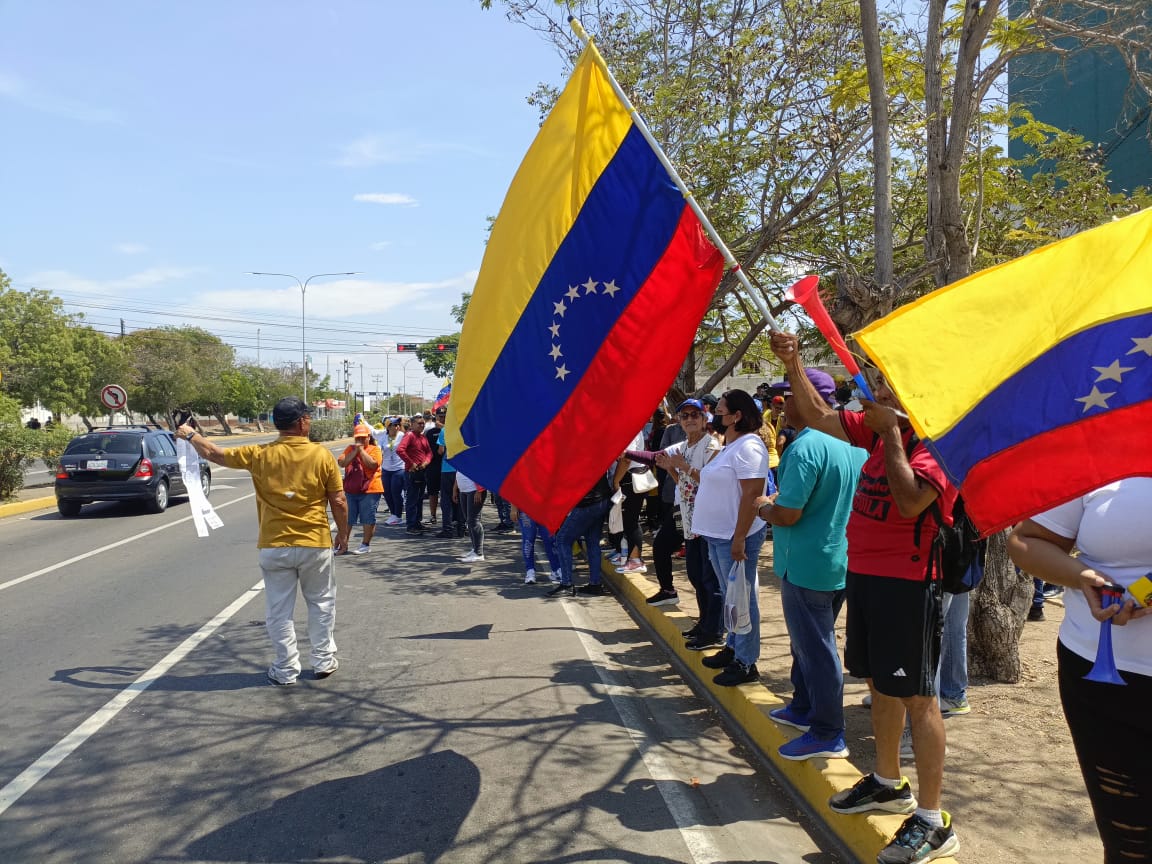 Falconianos salieron a respaldar el llamado de protesta de la líder opositora María Corina Machado