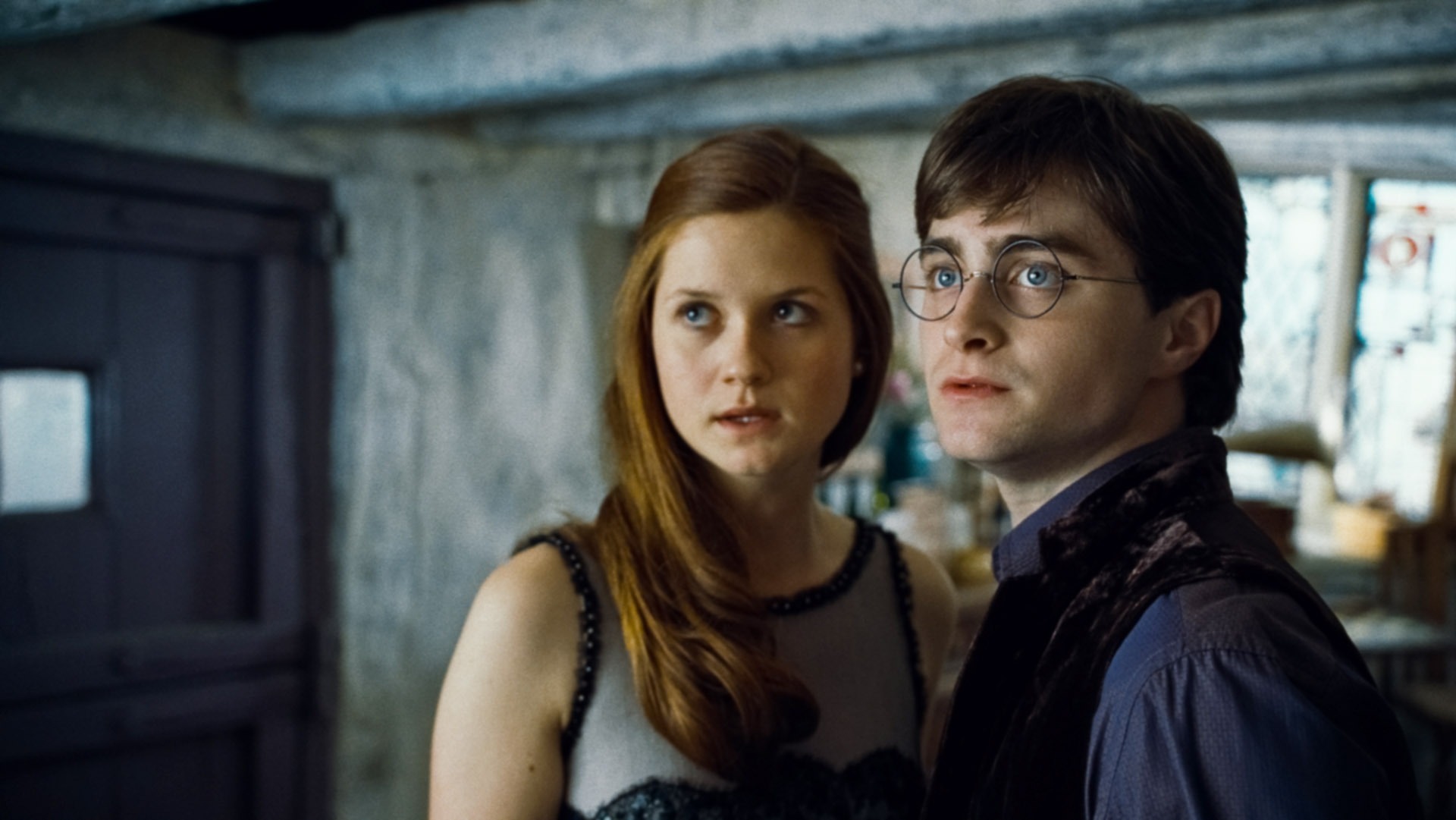 Actress Who Played Ginny Weasley in Harry Potter Makes a Dramatic Makeover (Photo)