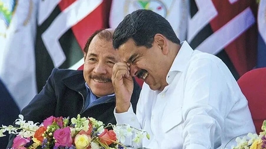 El chiste del día: Ortega se solidariza con Maduro tras la confiscación de avión venezolano por EEUU