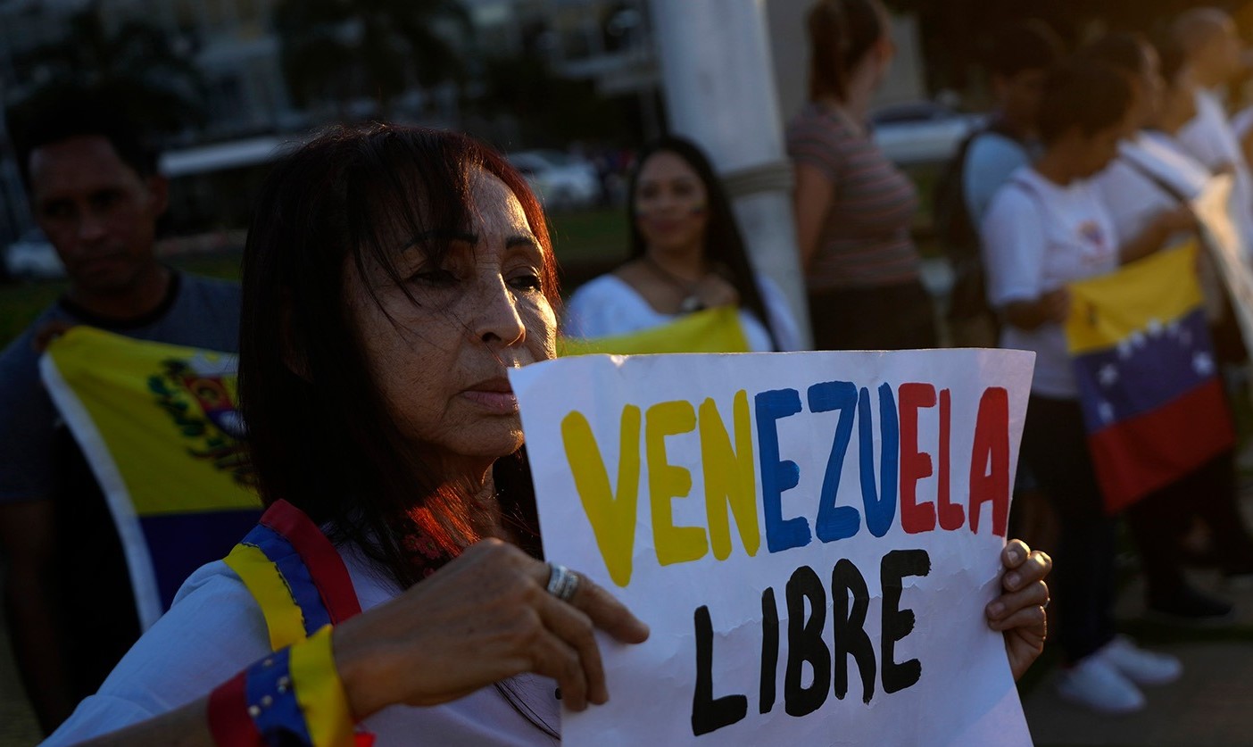 Venezolanos en Arizona salen a las calles para pedir ayuda internacional y revertir la situación en su país